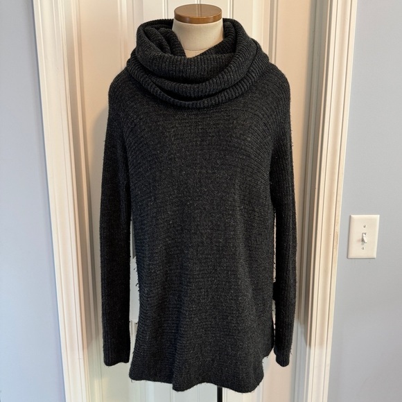 Vince XS Gray Ribbed Cowl Neck Sweater ~ Wool Alpaca Relaxed Fit Minimalist - Picture 2 of 8